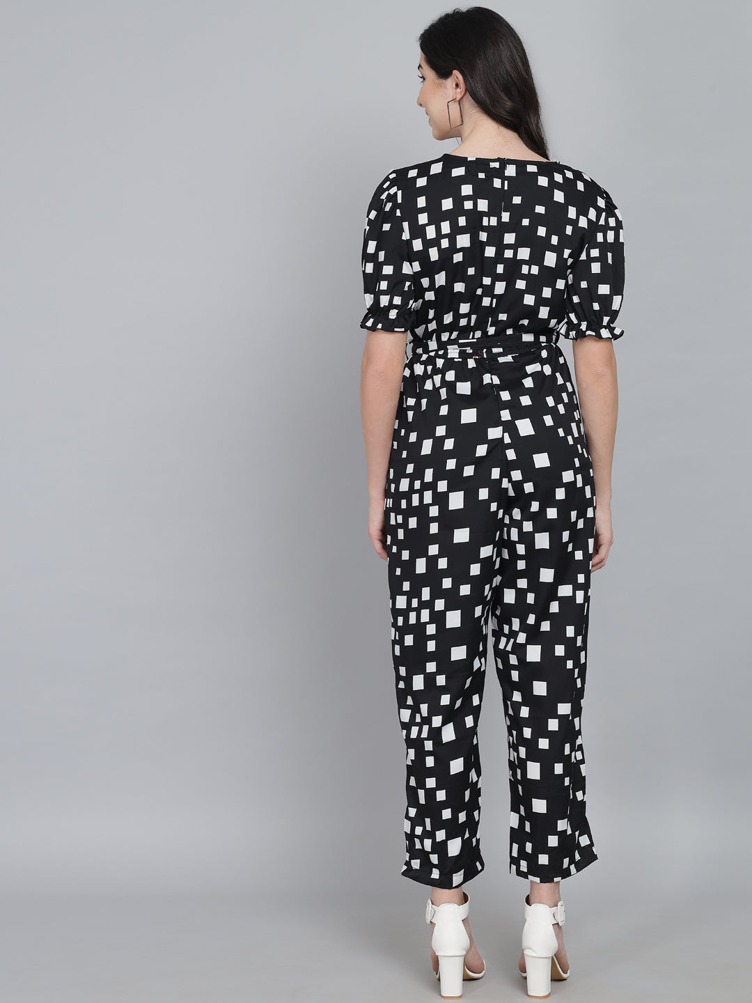 Geometric Printed V-Neck Basic Jumpsuit