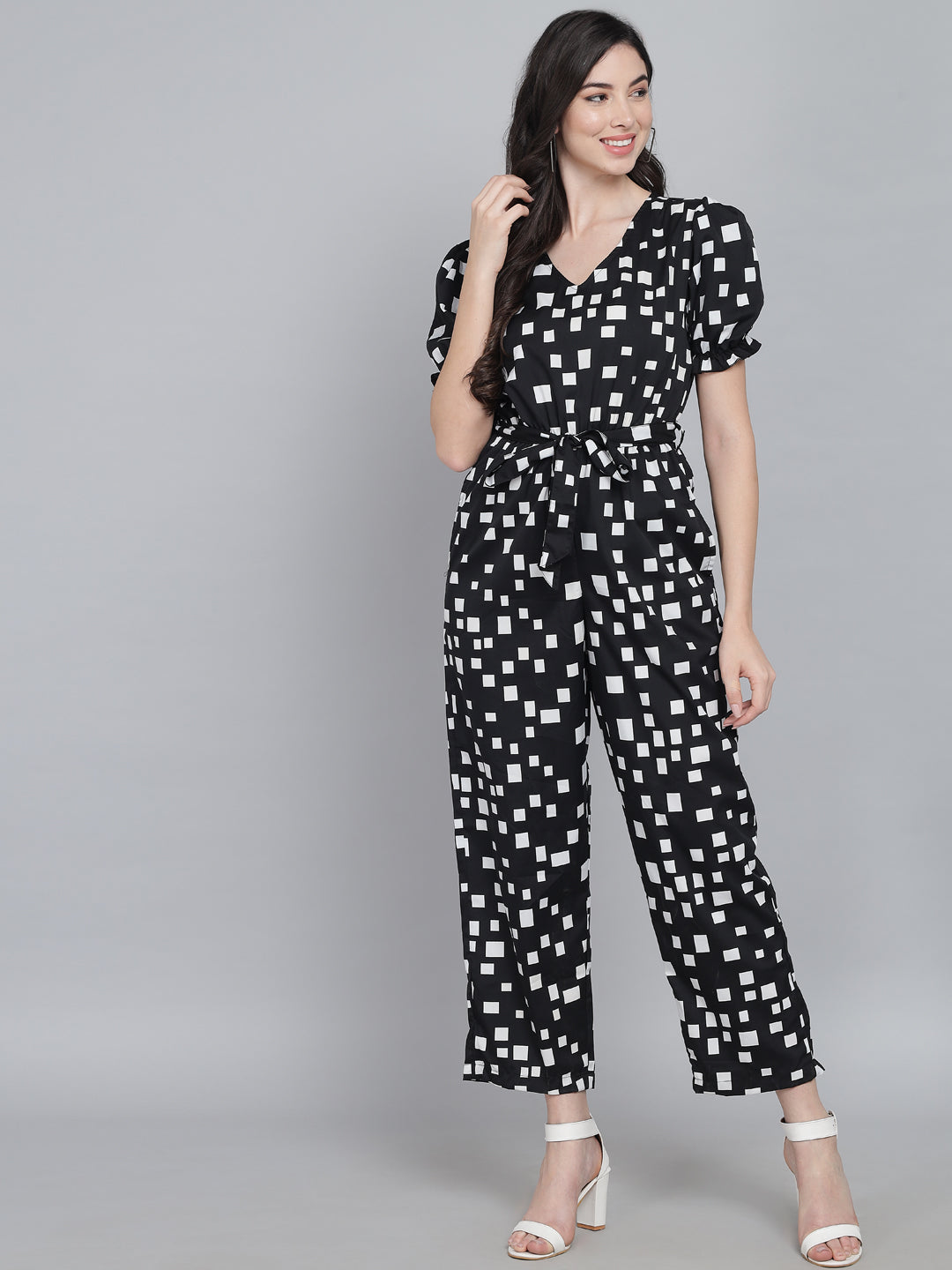 Geometric Printed V-Neck Basic Jumpsuit