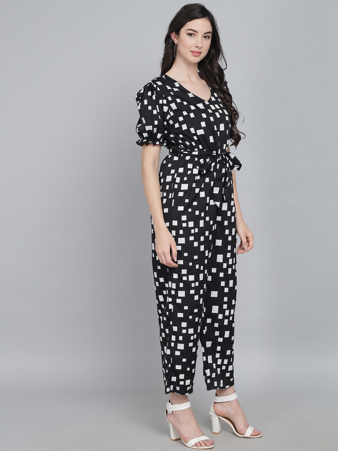 Geometric Printed V-Neck Basic Jumpsuit