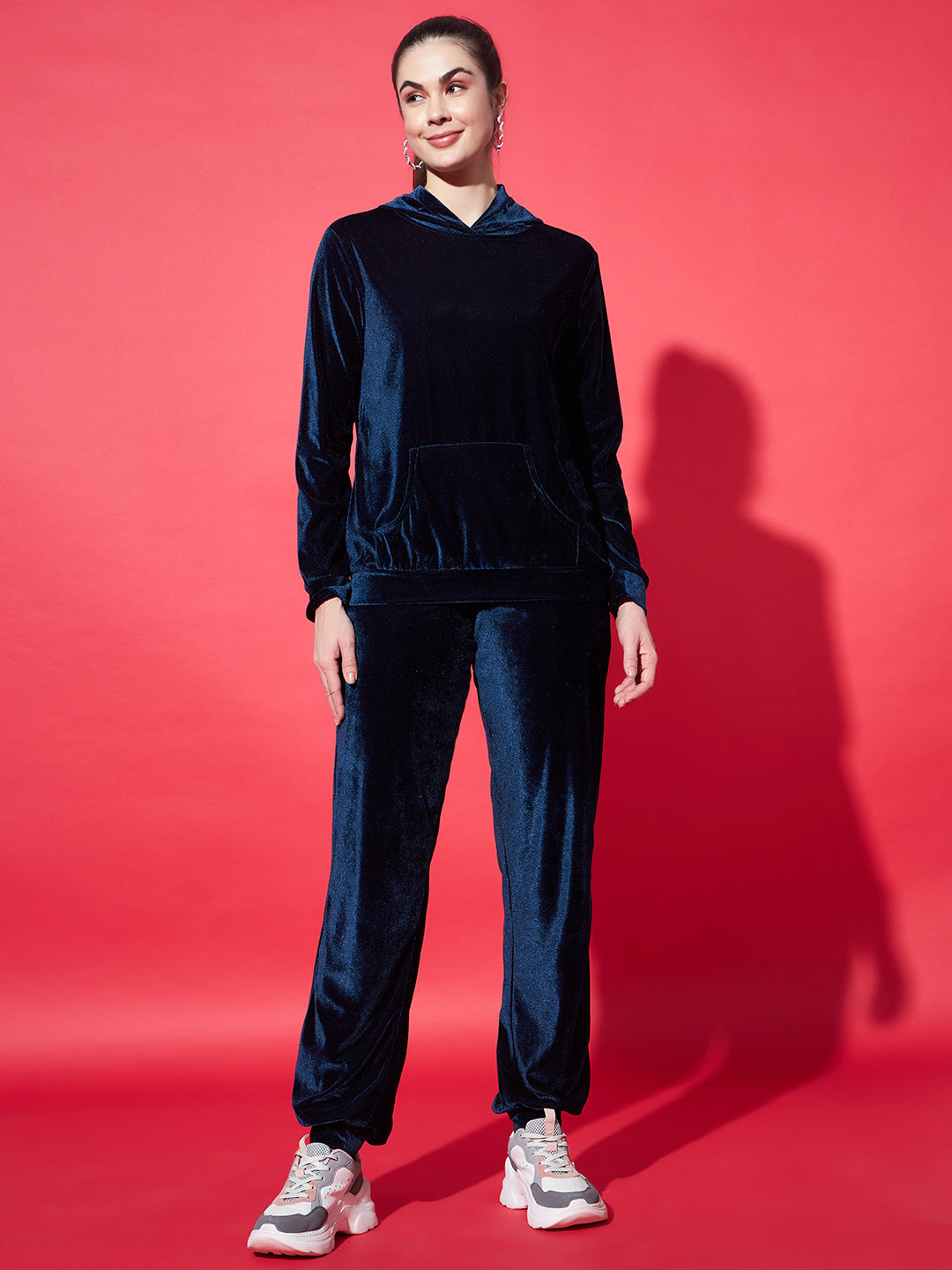 Velvet Tracksuit Set for Women with Hoodie and Handy Pockets
