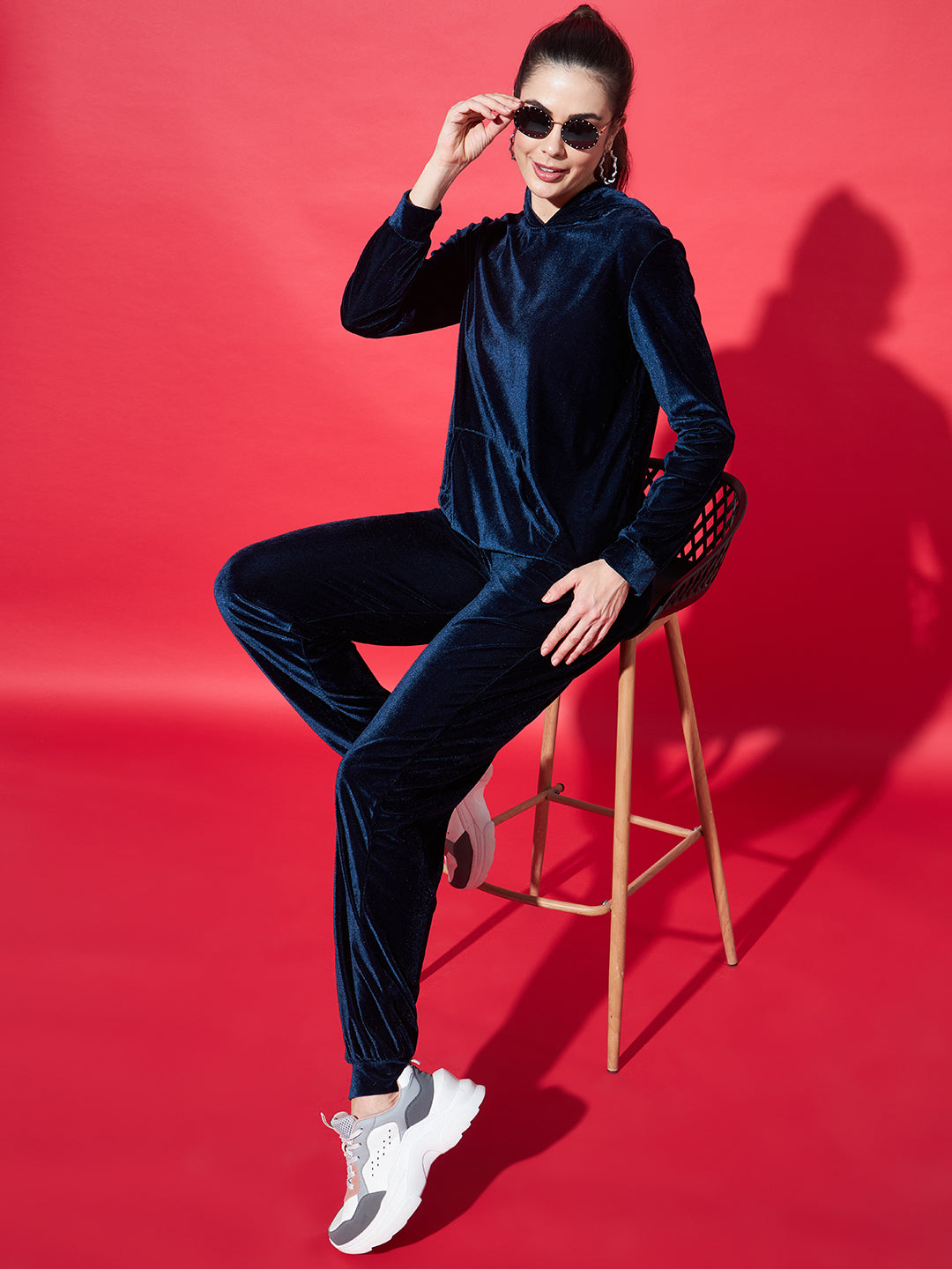 Velvet Tracksuit Set for Women with Hoodie and Handy Pockets