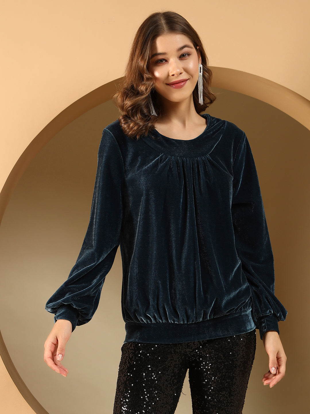 Round Neck Full Sleeves Velvet Top