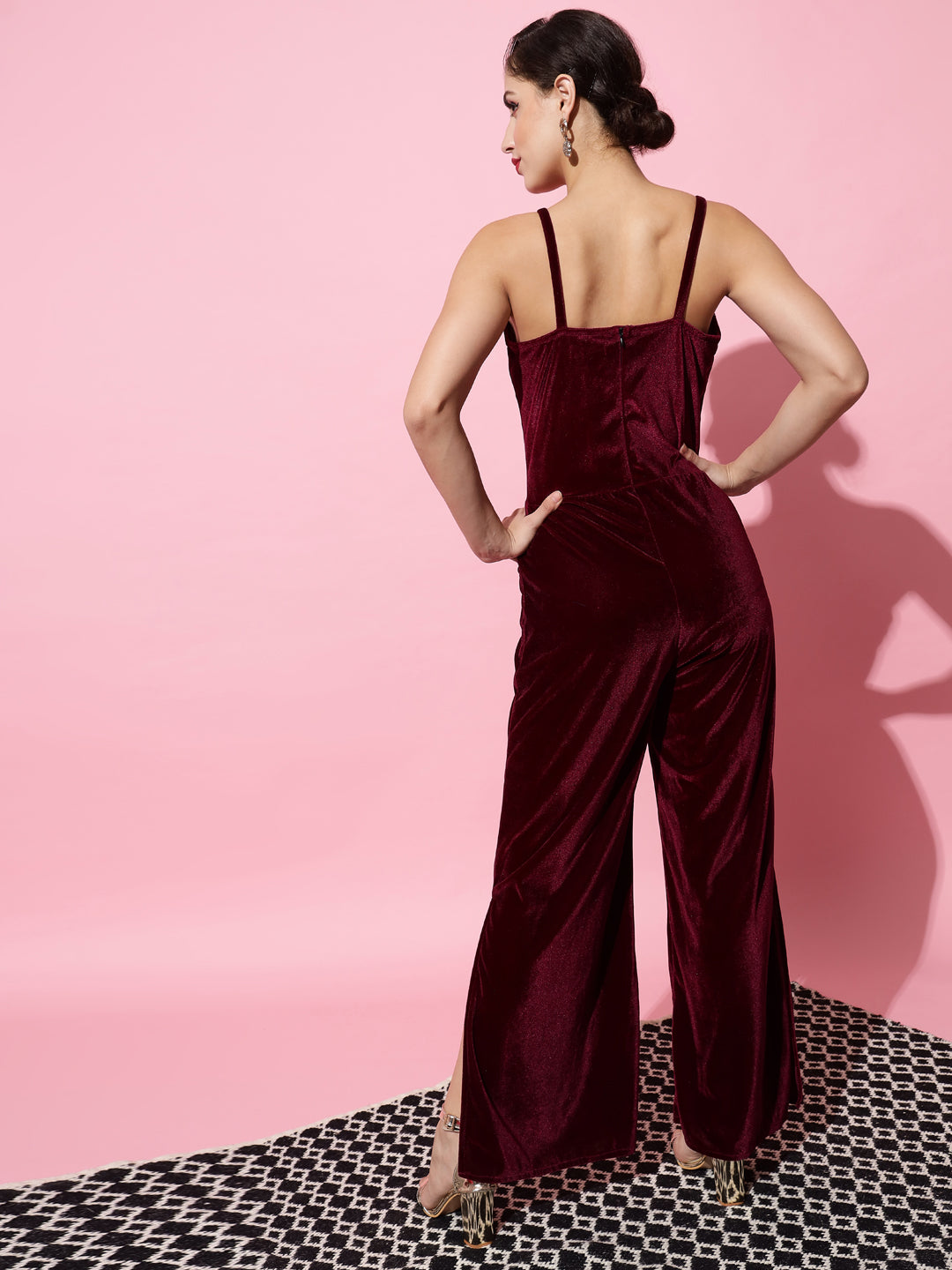 Shoulder Strapped Basic Velvet Jumpsuit