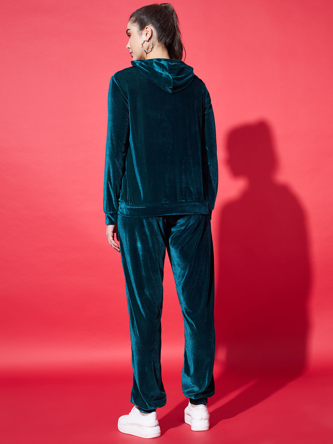 Velvet Tracksuit Set for Women with Hoodie and Handy Pockets