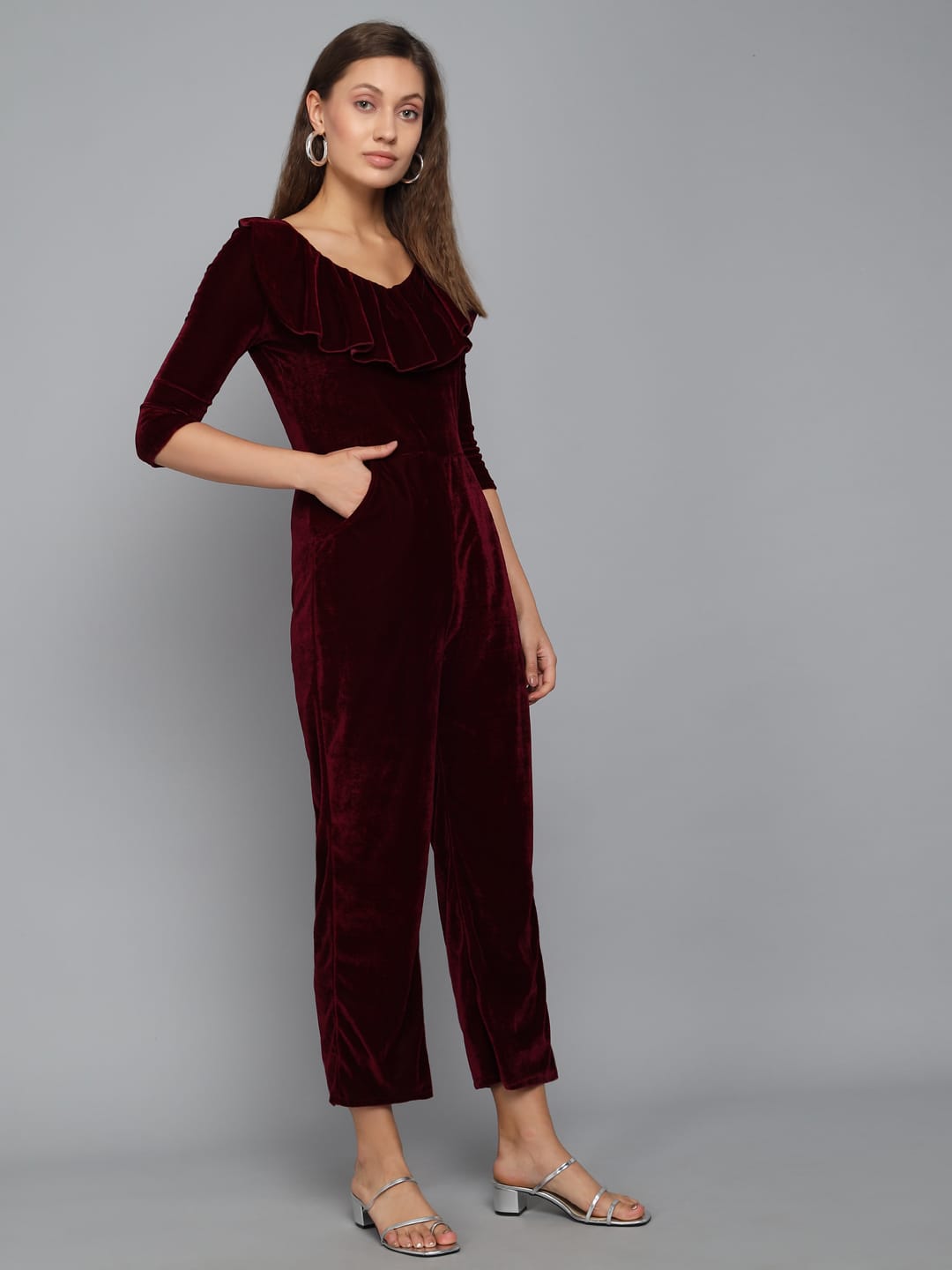 V-Neck Ruffles Details Basic Jumpsuit