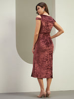 Wine Crushed Velvet Cold-Shoulder Bodycon Midi Dress with Dual Front Slits