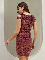 Wine Crushed Velvet Cold-Shoulder Bodycon Dress