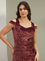 Wine Crushed Velvet Cold-Shoulder Bodycon Dress