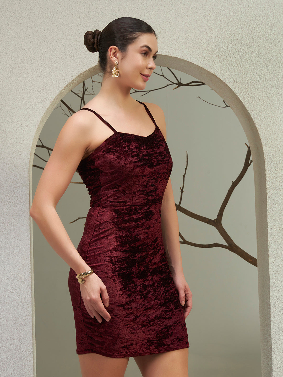 Burgundy Crushed Velvet Bodycon Mini Dress with Adjustable Straps