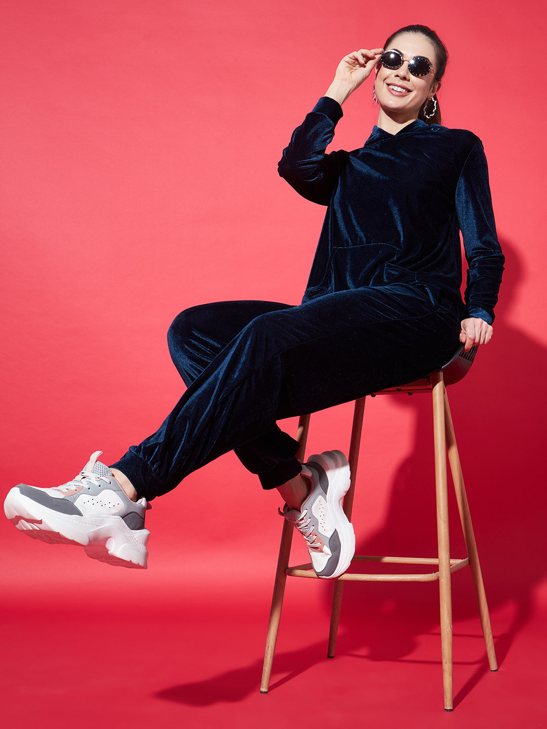 Velvet Tracksuit Set for Women with Hoodie and Handy Pockets