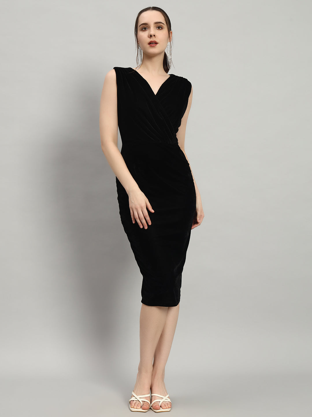 Deep V-Neck Sleeveless Bodycon Party Dress Black