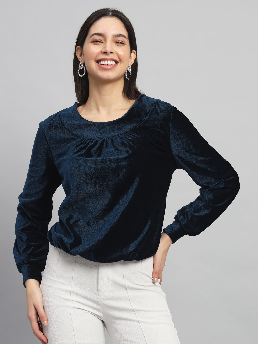 Round Neck Full Sleeves Velvet Top