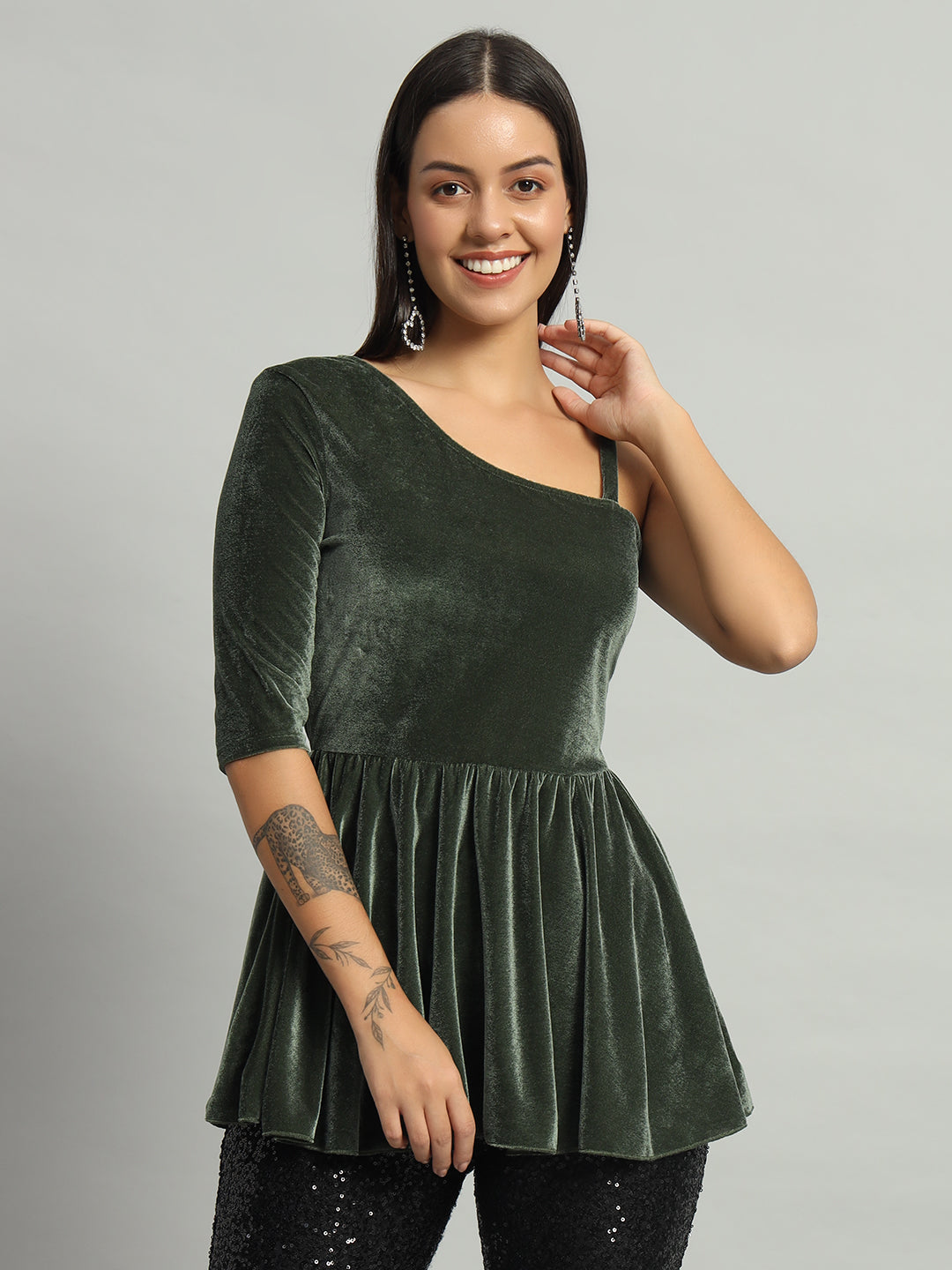 Solid One Shoulder Velvet Peplum Top