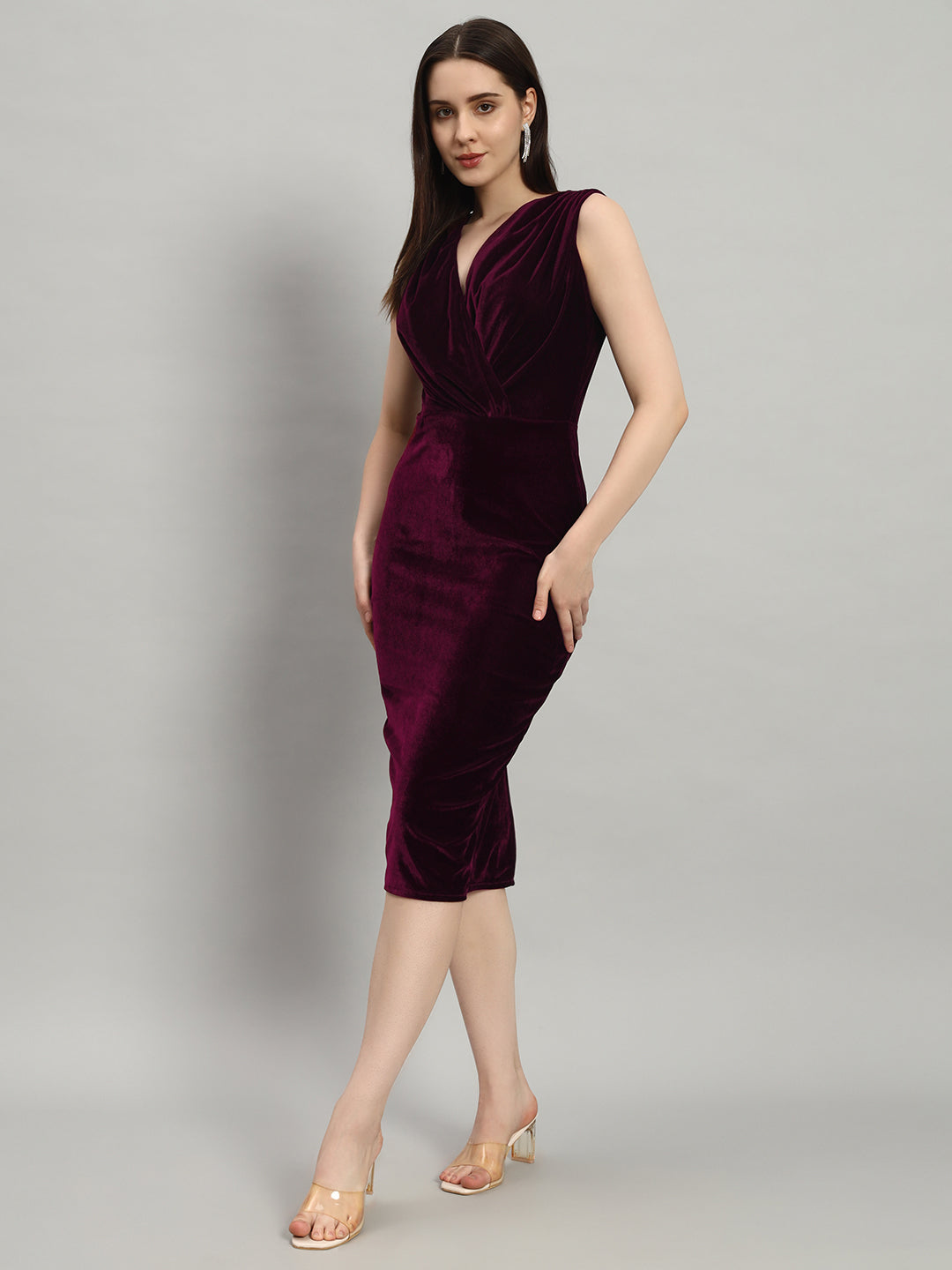 Deep V-Neck Shiny Velvet Sleeveless Party Dress Wine