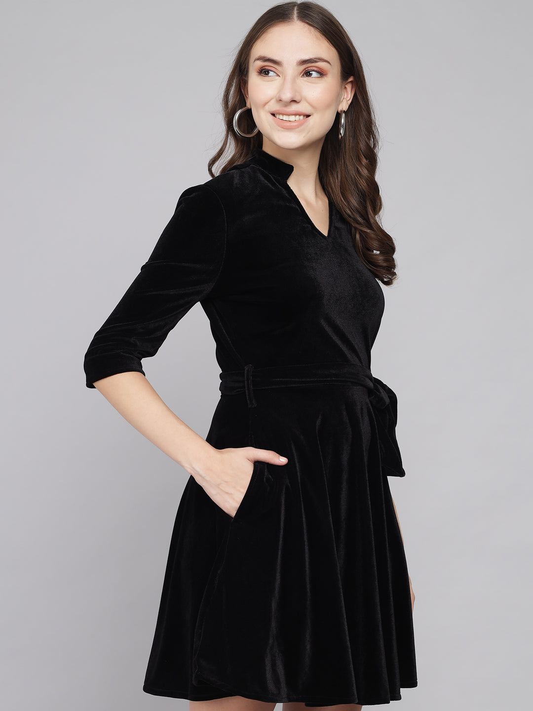 A-Line Quarter Sleeves V-Neck Party Dress Black