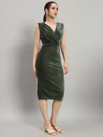 Deep V-Neck Shiny Velvet Sleeveless Party Dress Wine