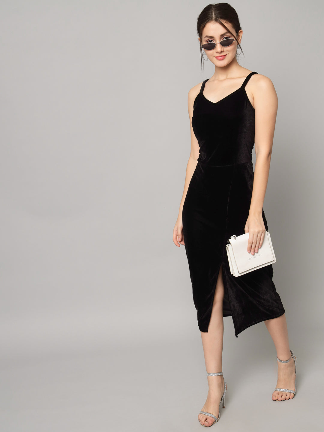 Flattering Cut Sleeveless Bodycon Party Dress Black