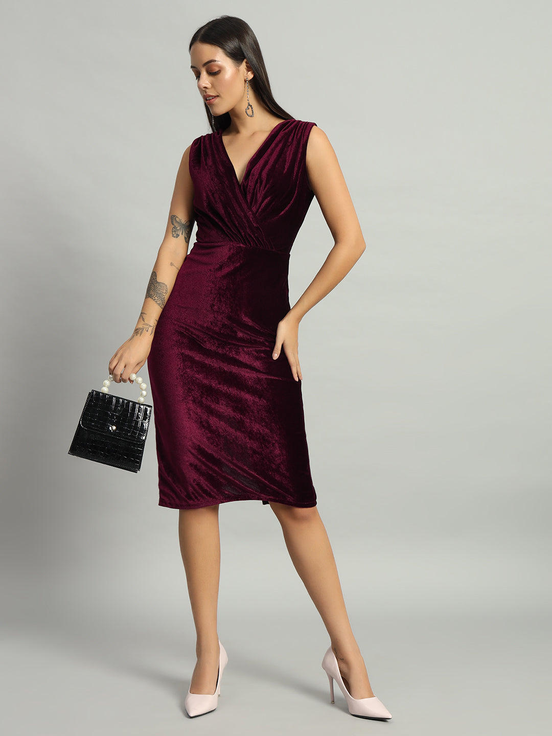 Deep V-Neck Sleeveless Bodycon Party Dress Wine