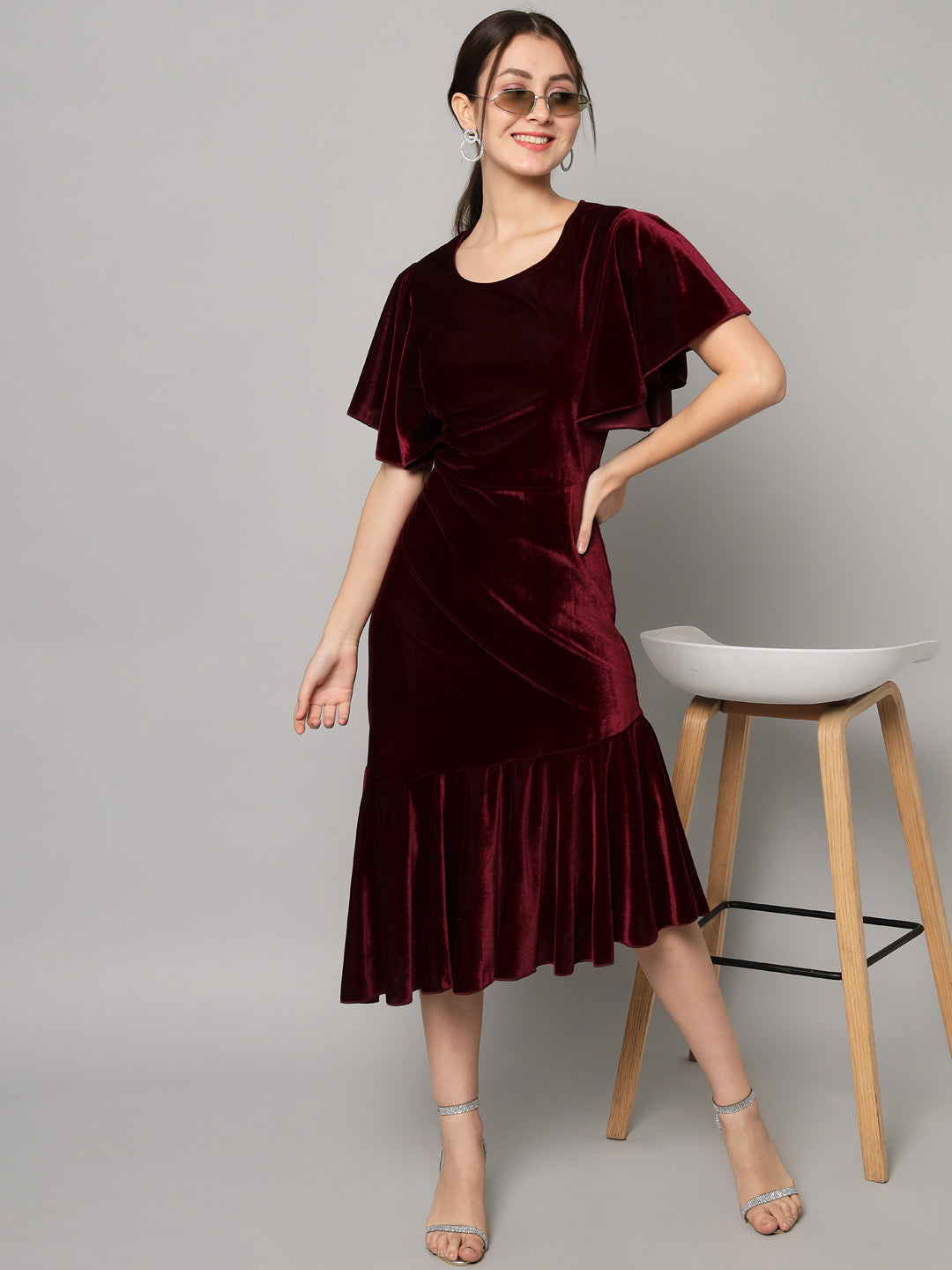 Velvet Fabric Fish Cut Ruffle Bottom Bodycon Party Midi Dress Maroon